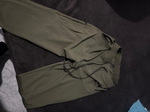 Customer photo review of All Day Training Jogger - Army Green