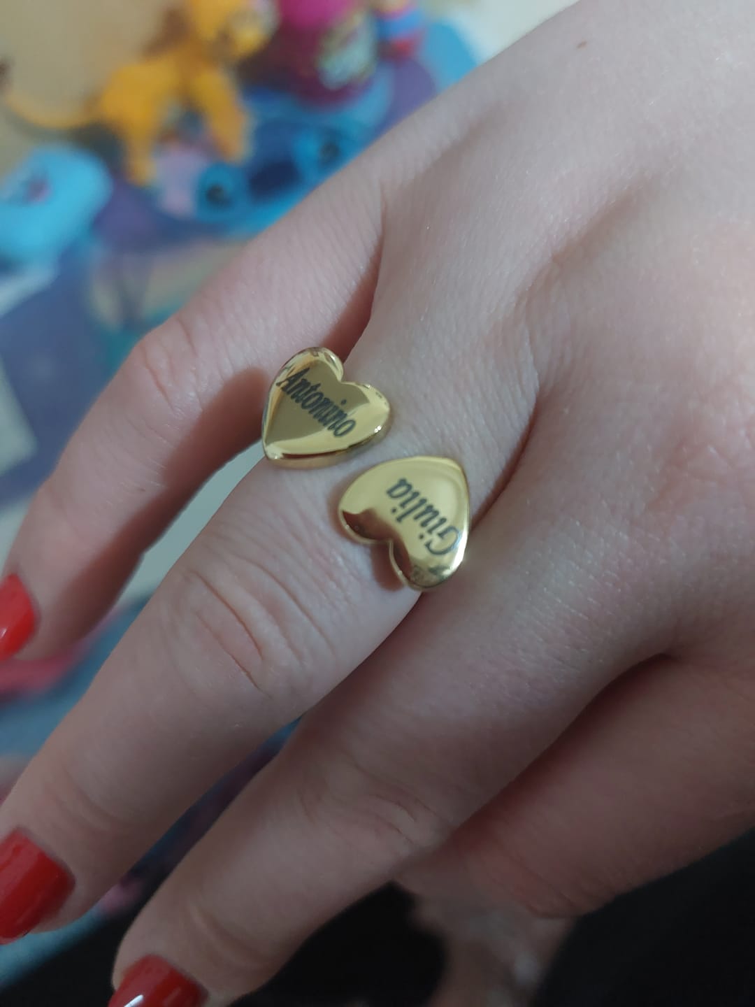 Customer photo review of My Hearts ✦ Anello Doppio Cuore con Incisioni