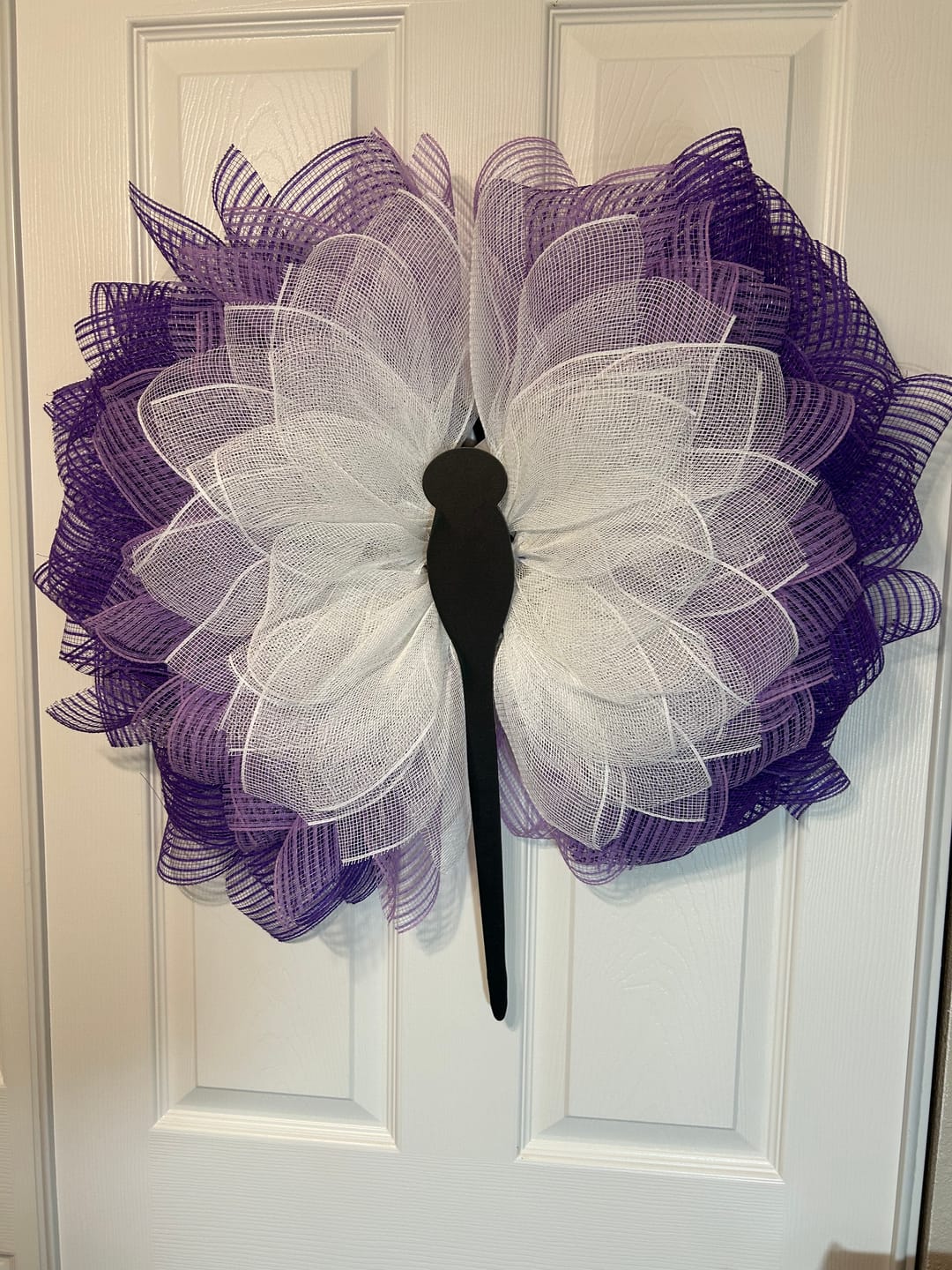 Customer photo review of Lavender Breeze Solid Deco Mesh, 10 Inches X 10 Yards XB240710-30