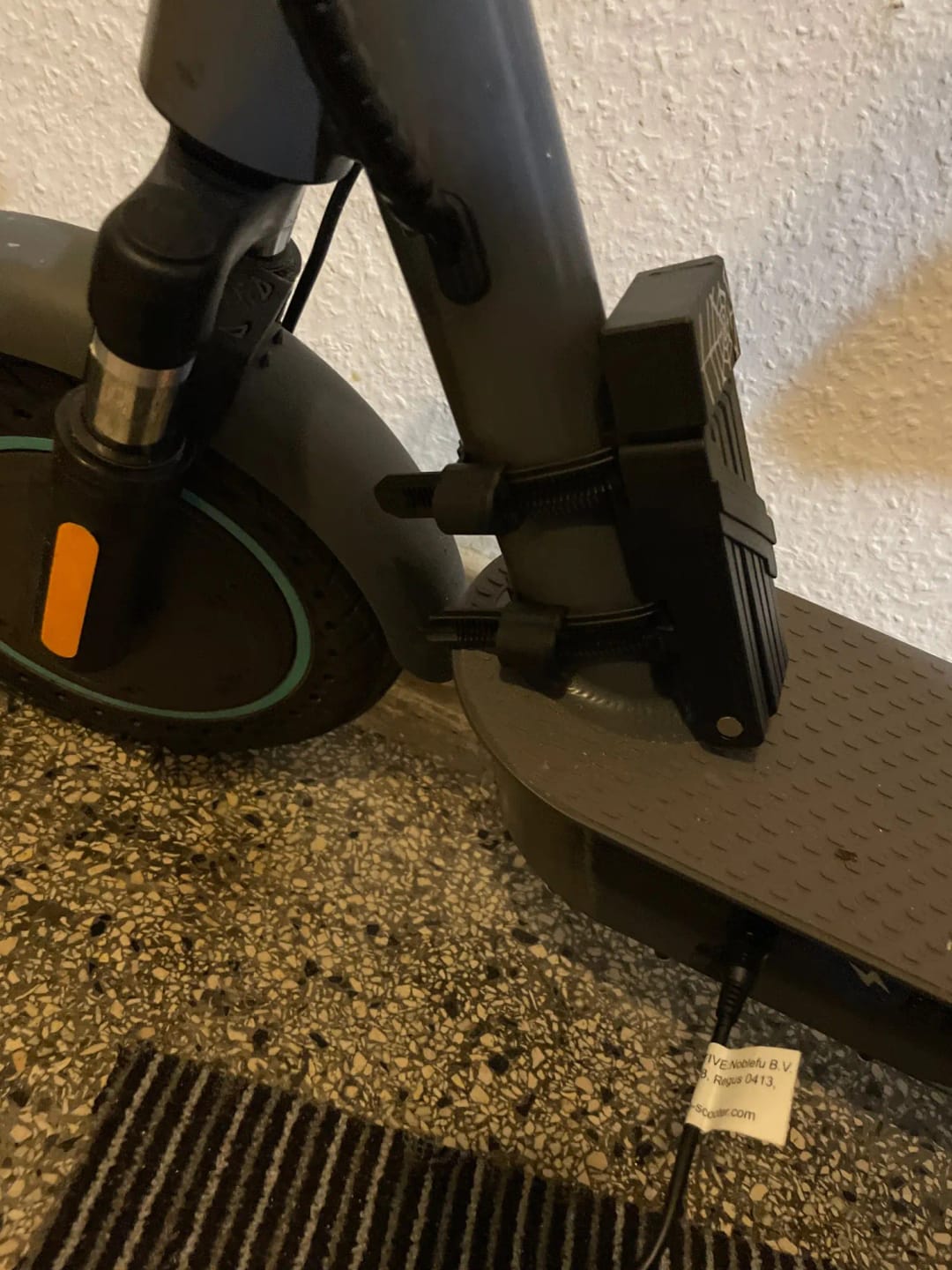 Customer photo review of Klappschloss für Fahrrad & E-Scooter – Anti-Diebstahl