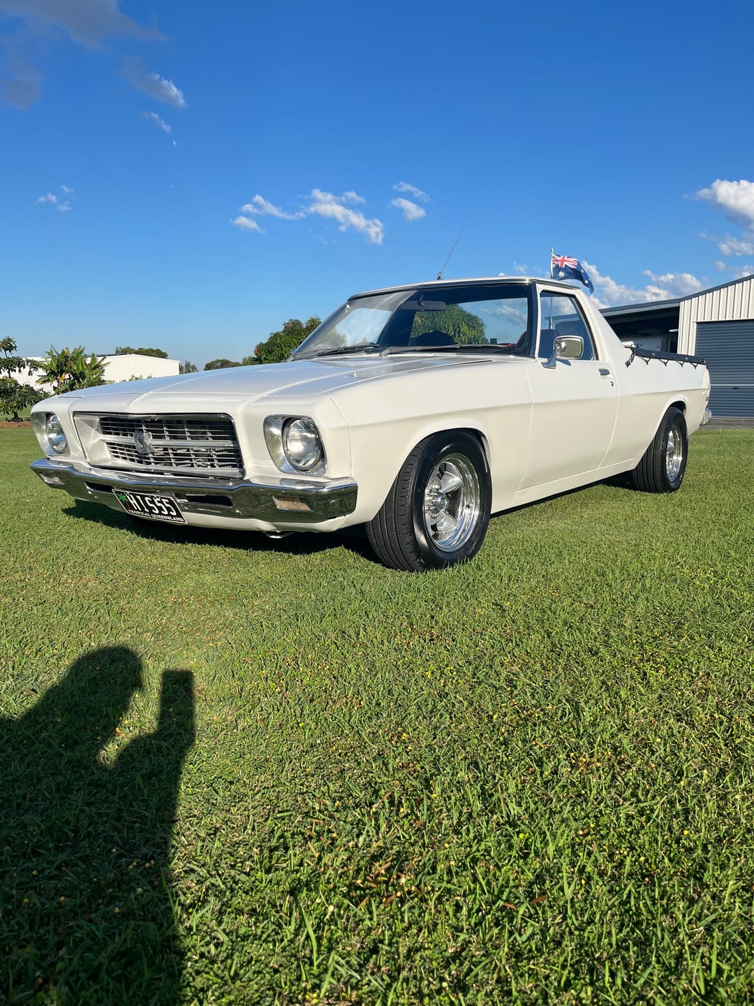 Customer photo review of HQ Holden Glacier White Belmont Ute Aussie Number Plate Man Cave Sign