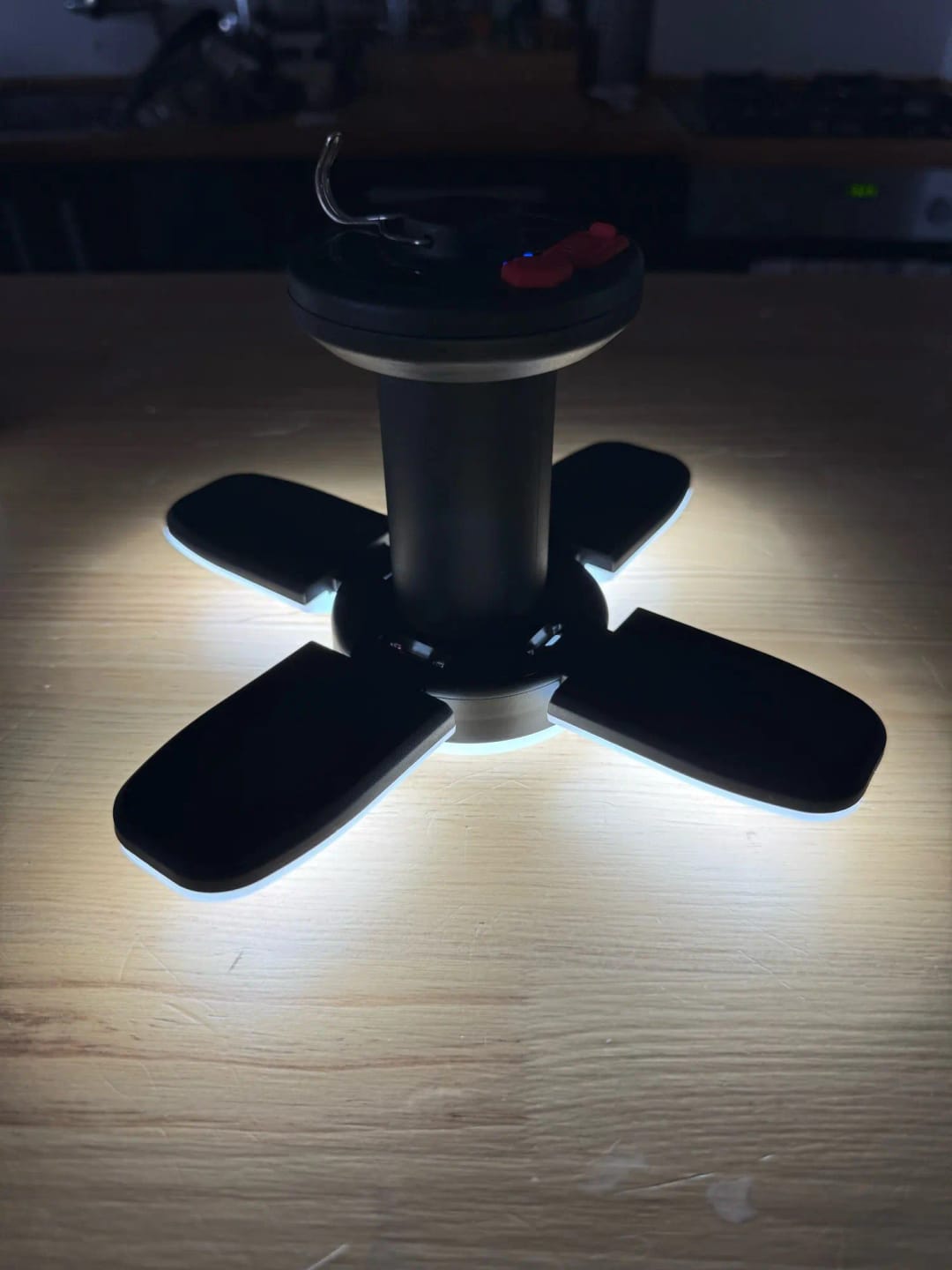 Customer photo review of Faltbare LED Campinglampe – Wiederaufladbare Outdoor Laterne