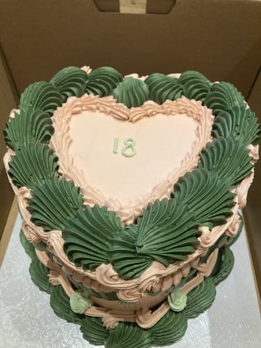 Customer photo review of scarlett