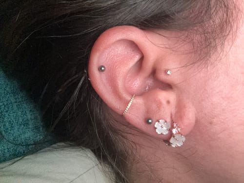 Customer photo review of Boucle d'oreille Aenor