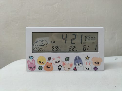 Customer photo review of KPOP Weather Alarm Clock