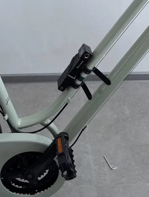 Customer photo review of Klappschloss für Fahrrad & E-Scooter – Anti-Diebstahl