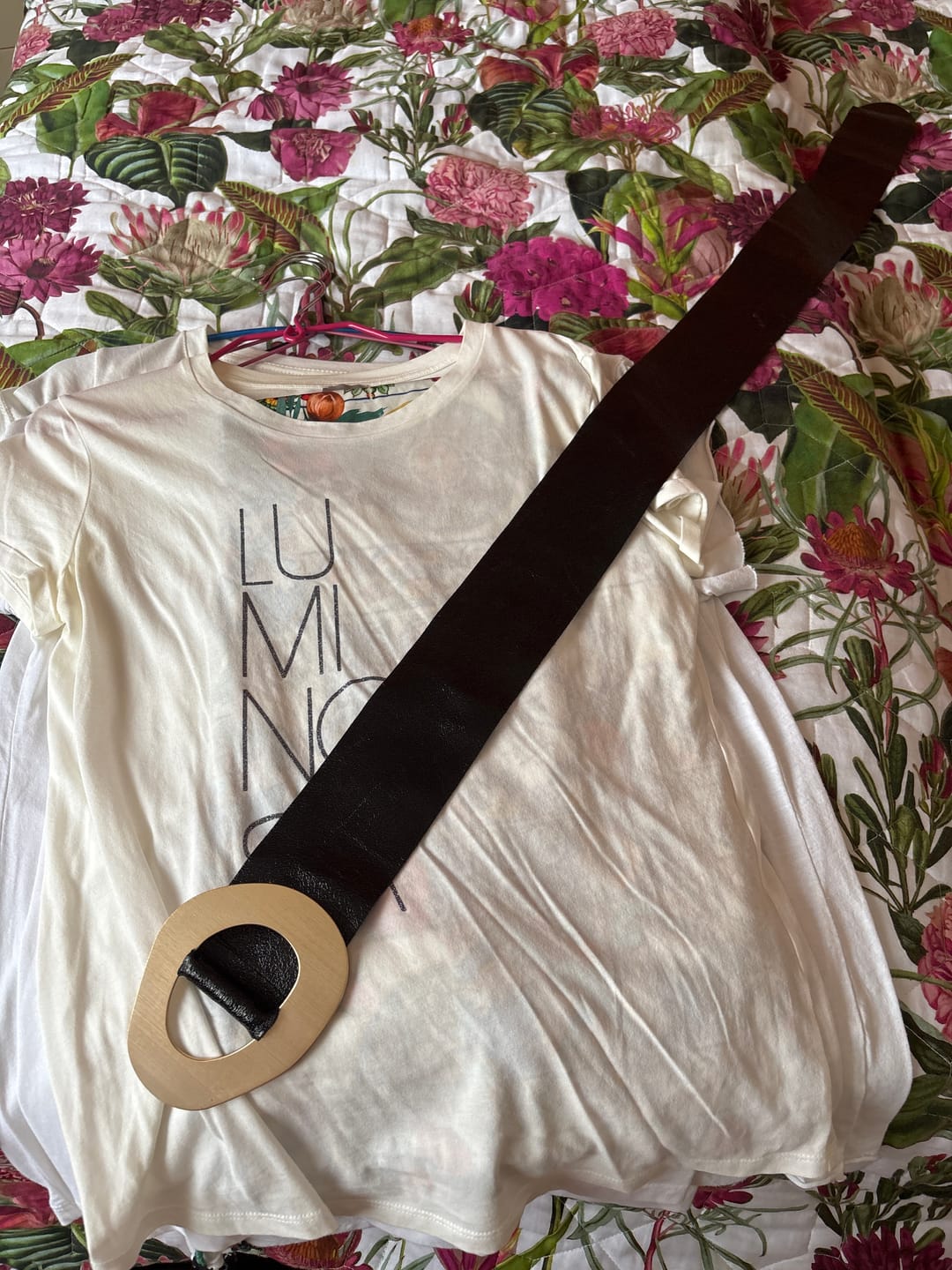 Customer photo review of Miya - Cintura in Pelle Laminata con Fibbia Ovale