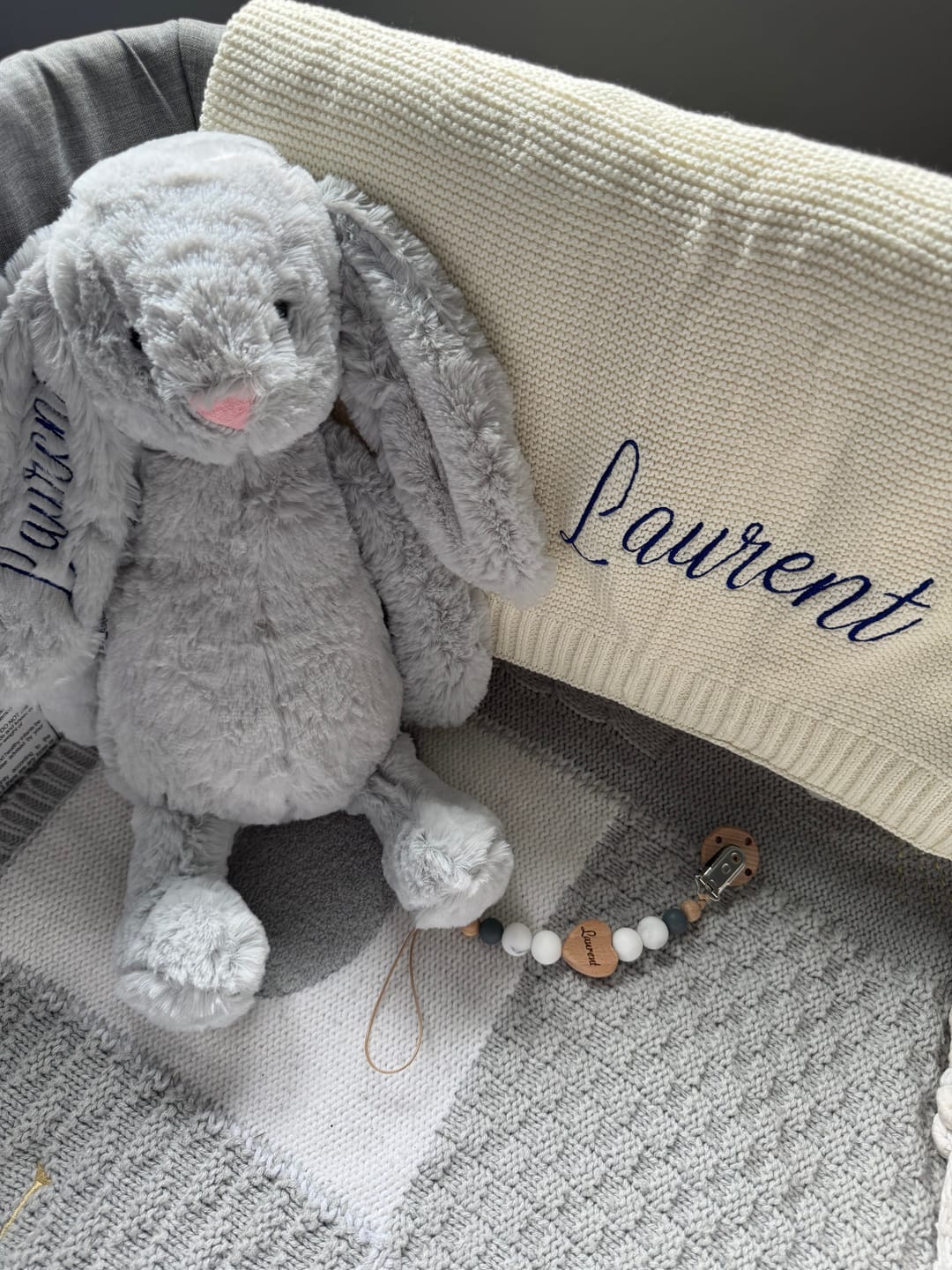 Customer photo review of Loulou, Le Lapin en Peluche Personnalisé de Lyly