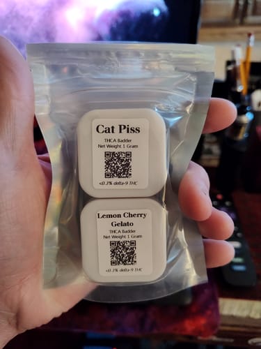 Customer photo review of Cat Piss THCA Badder