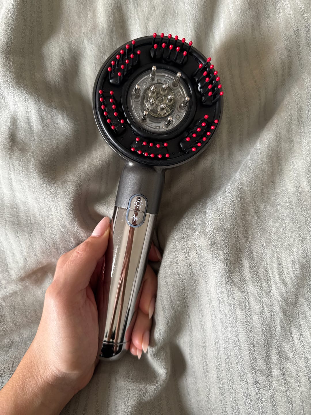 Customer photo review of 4-in-1 Hair Growth Brush