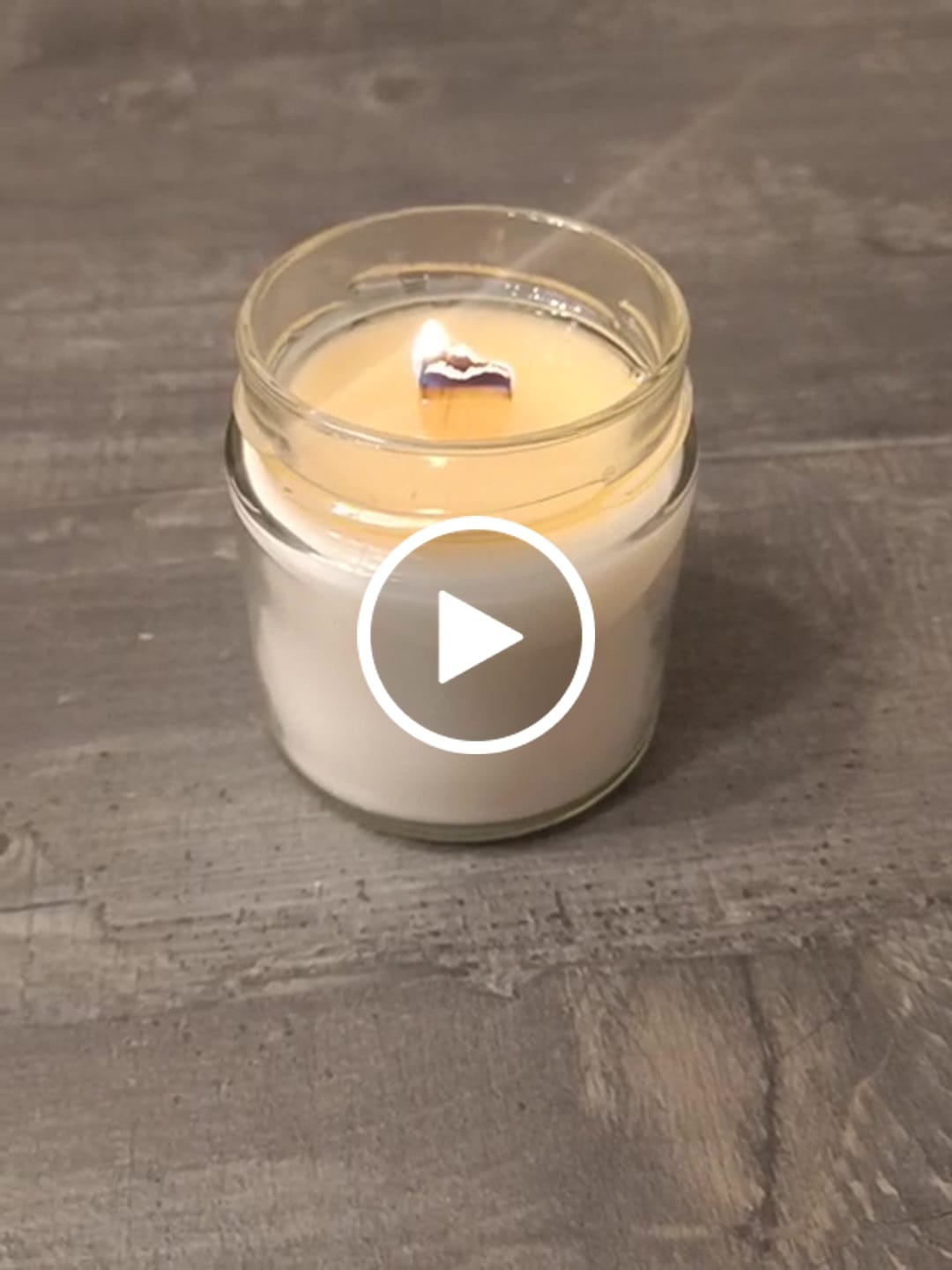 Customer video review of Tarro de vidrio con tapa plateada de 212 ml