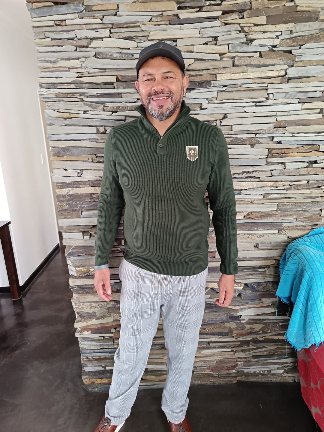 Customer photo review of Pyro 1/4 Zip Knitwear Olive