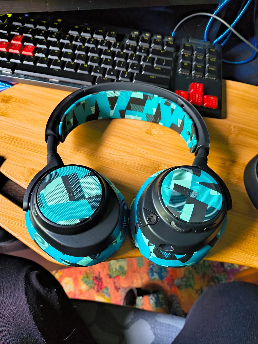 Customer photo review of WC Side Speaker Plates for Arctis Nova Headsets - Arctis Nova Booster Pack by Wicked Cushions