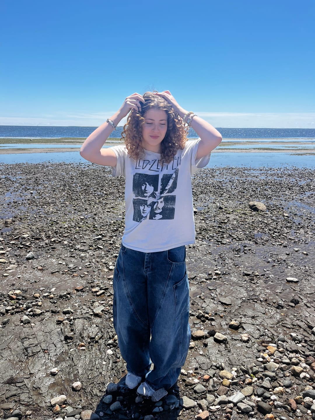 Customer photo review of Aelfric Eden  Baggy Barrel Big Pocket Jeans