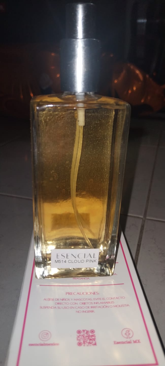 Customer photo review of M514 Inspirado en: Cloud Pink - Ariana Grande