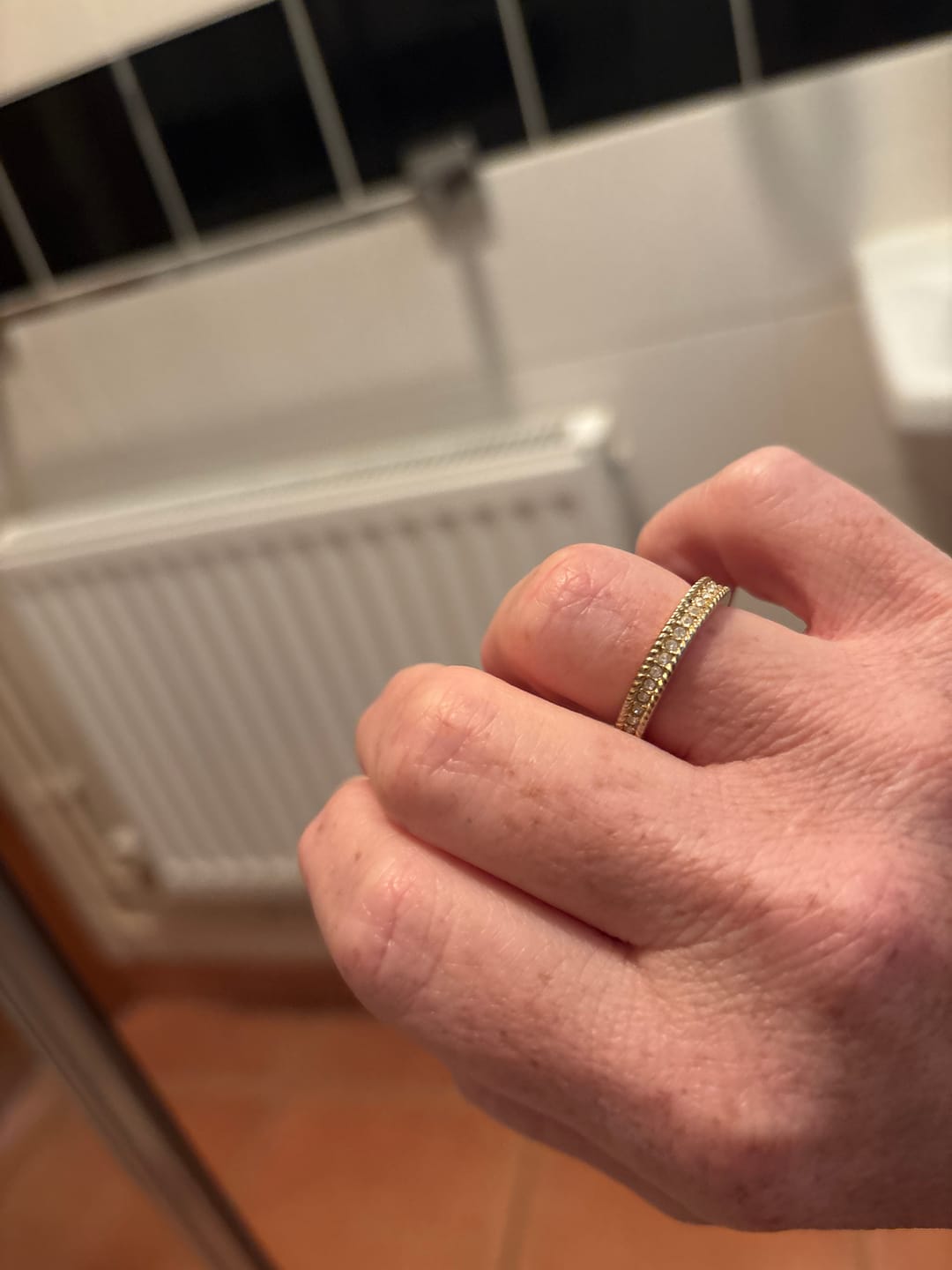 Customer photo review of Pavé Illusion Ring