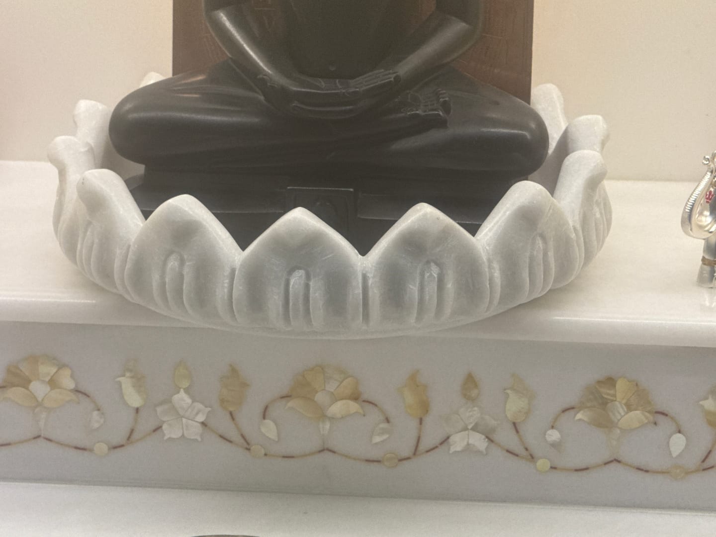 Customer photo review of Lotus Flower Marble Urli