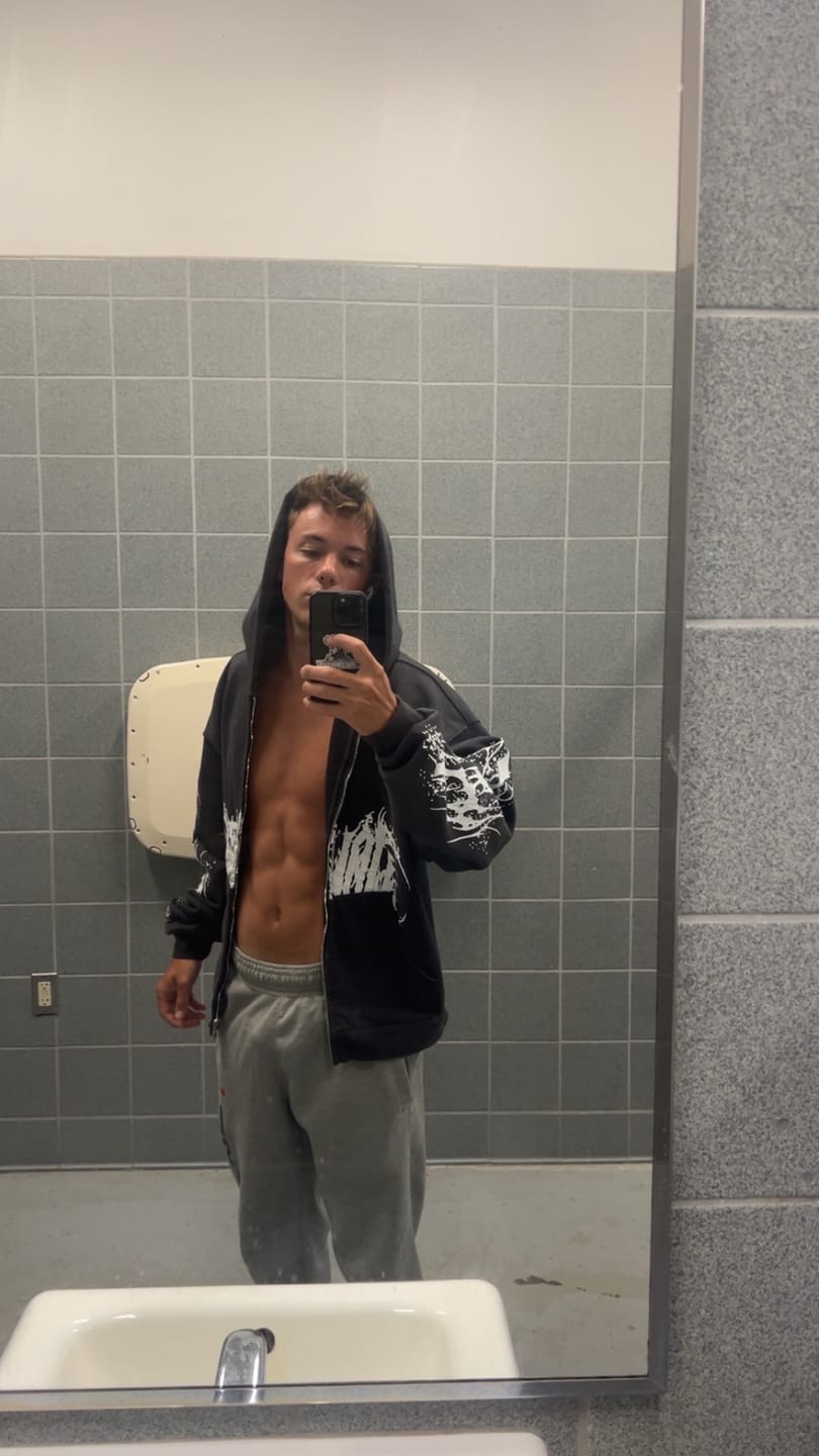 Customer photo review of 5128 - Venom Hoodies
