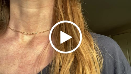 Customer video review of Dainty Necklace