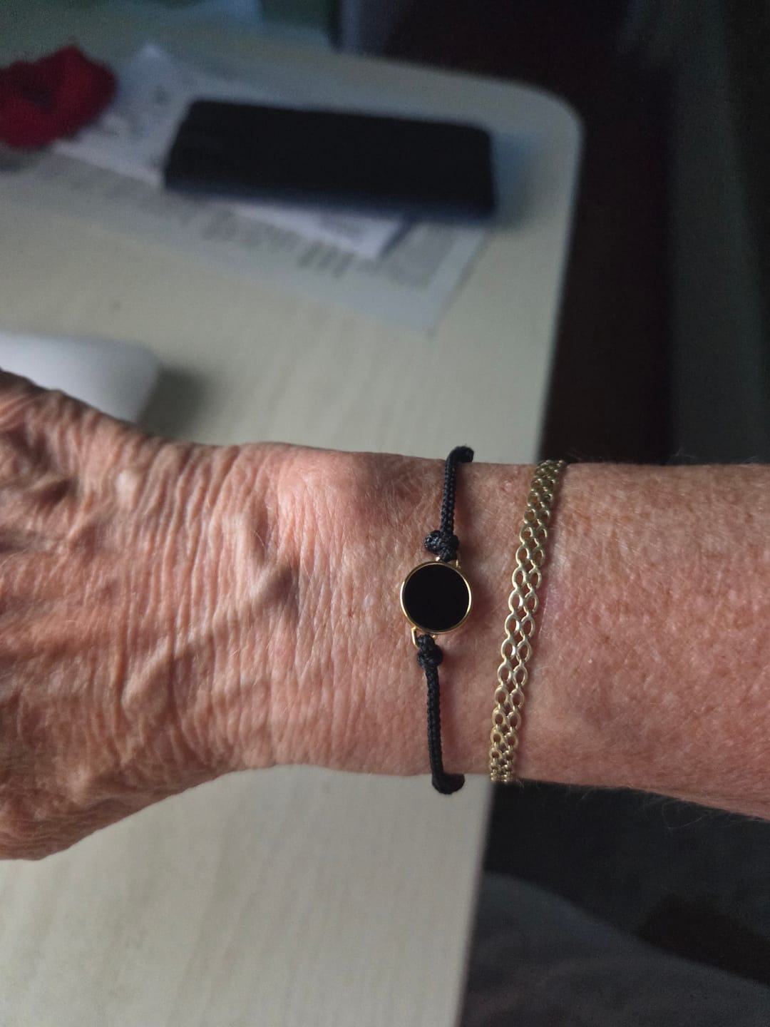 Customer photo review of Lightness Armband - Onyx - Gold - Für Sie