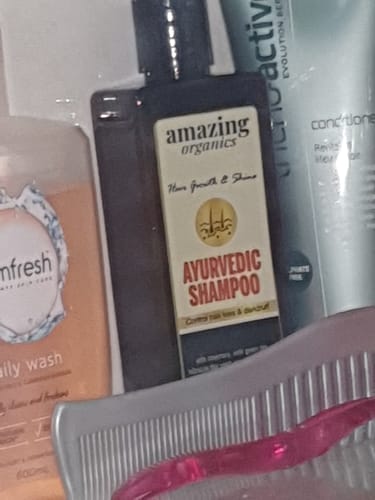 Customer photo review of Ayurvedic Hair Shampoo