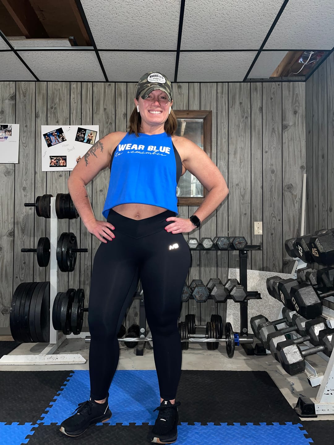 Customer photo review of Euphoric V Leggings