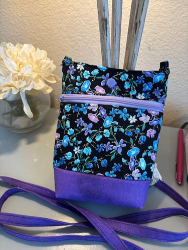 Customer photo review of Wanderlust Phone Bag Pattern