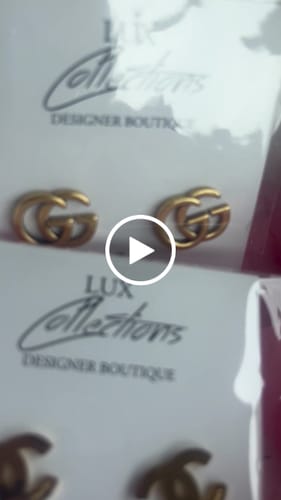 Customer video review of G Stud Earring