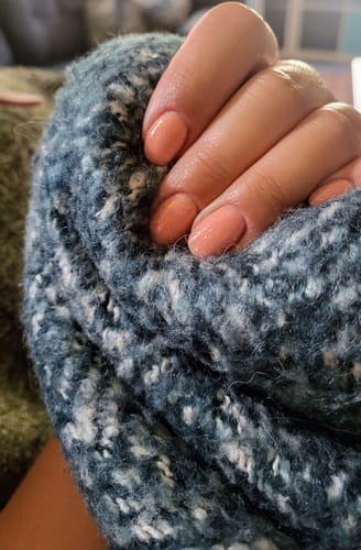 Customer photo review of Semilac Extend 5in1 817 Dirty Peach UV Gel Polish