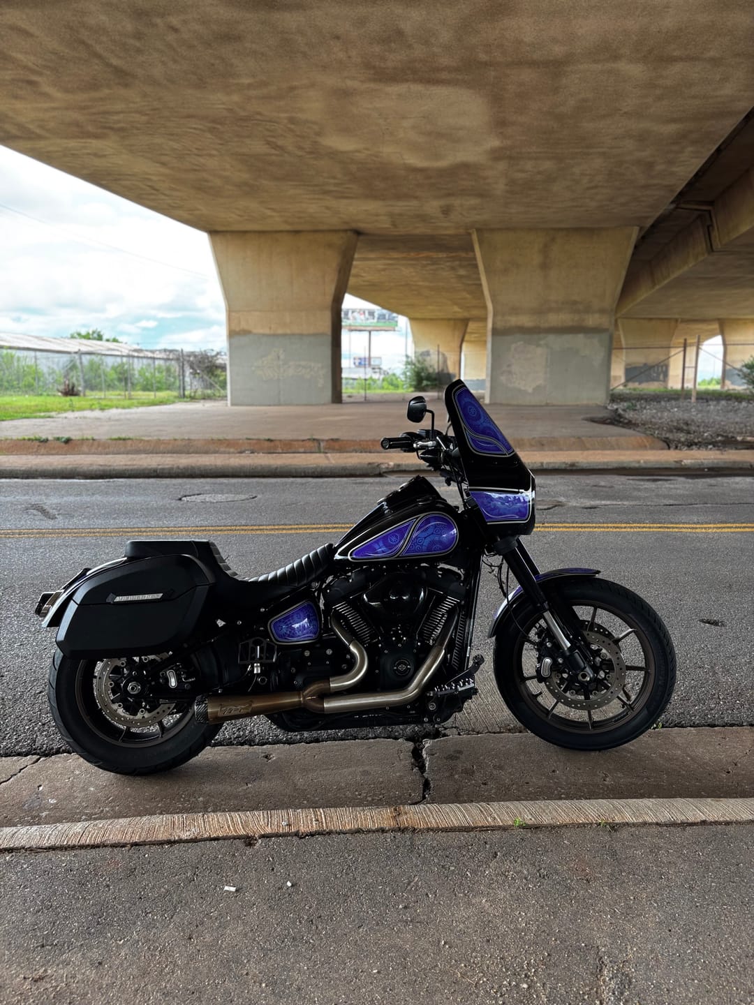 Customer photo review of 32L - Darkin Large Quick Mount Leather Wrapped Hard Saddlebags for Harley Softail Low Rider S FXLRS