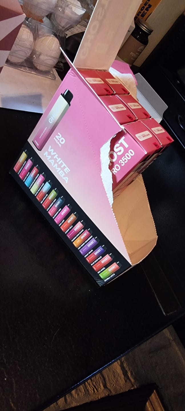 Customer photo review of Ghost Pro 3500 Puffs Disposable Vape Box Of 10