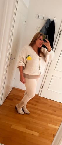 Customer photo review of Kate Western Stiefel - Beige