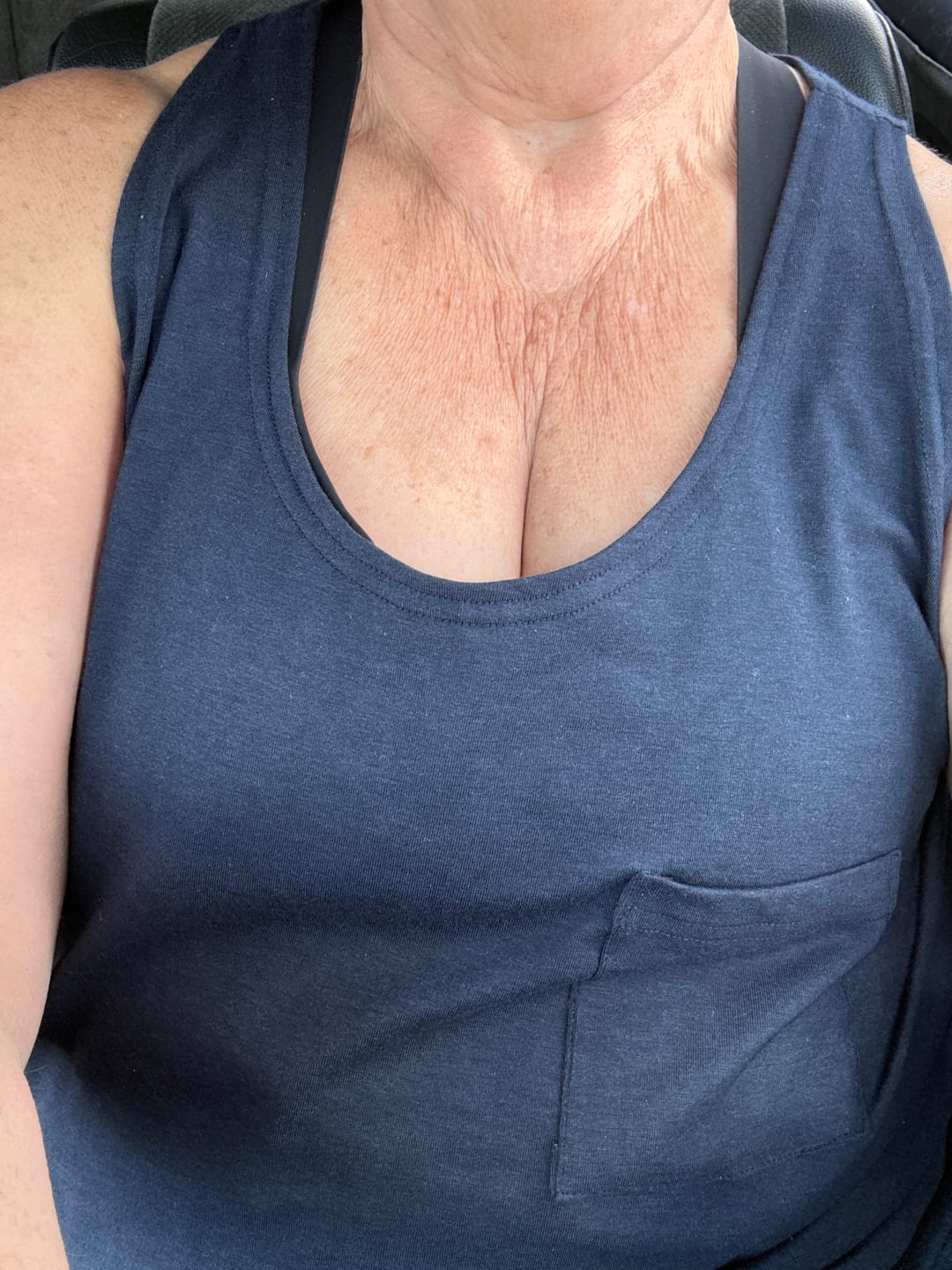 Customer photo review of *Pre-Sale* Flowy Pocket Tank