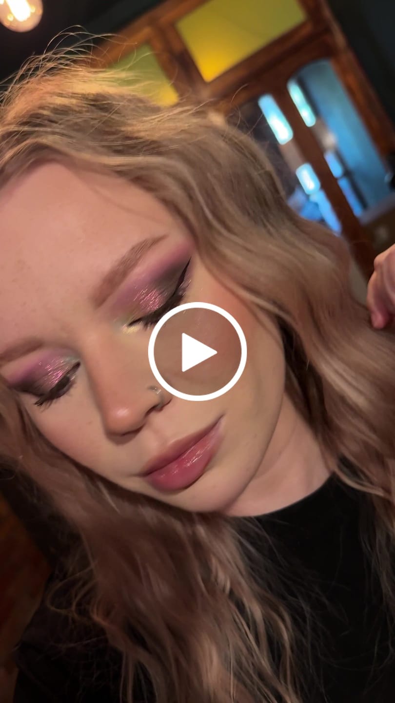 Customer video review of Frosted Fairy Prismatic Pastels Multichrome Magnetic Eyeshadow Palette