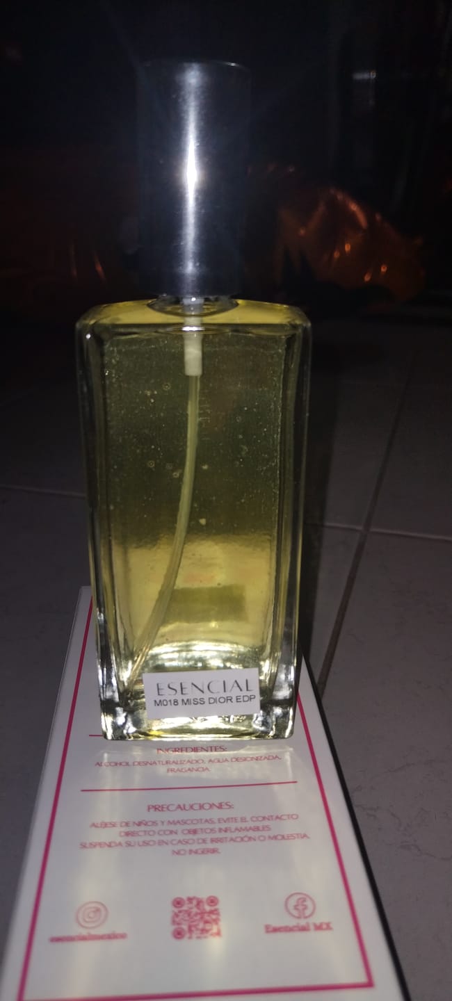 Customer photo review of M018 Inspirado en: Miss Dior Eau de Parfum (2017) - Dior