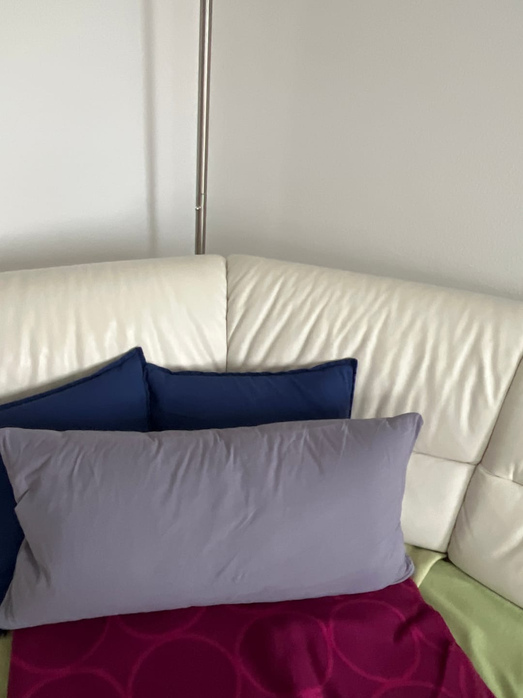 Customer photo review of 3-Kammern Daunenkissen 80x80 cm