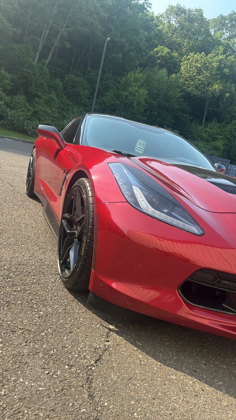 Customer photo review of Corvette C7 Z06 Conversion Side Skirts Rocker Panels