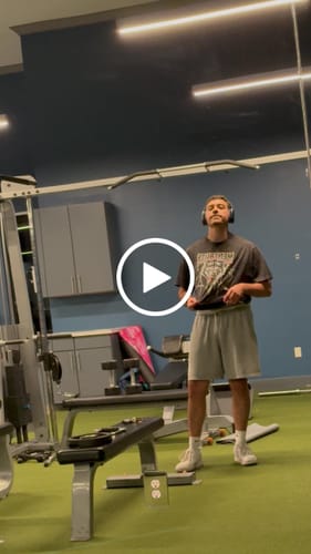 Customer video review of 'WOLF MENTALITY' VINTAGE TEE