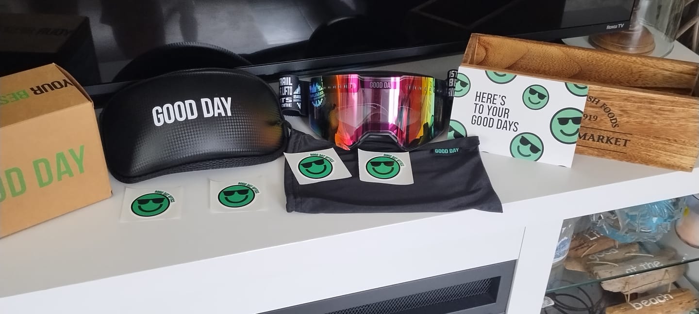 Customer photo review of The Valorie Snow Goggle - Gasolina Lens
