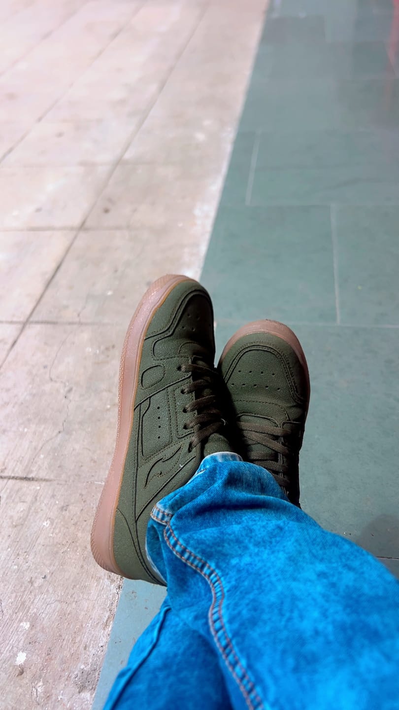 Customer photo review of ASTRID Hunter Green