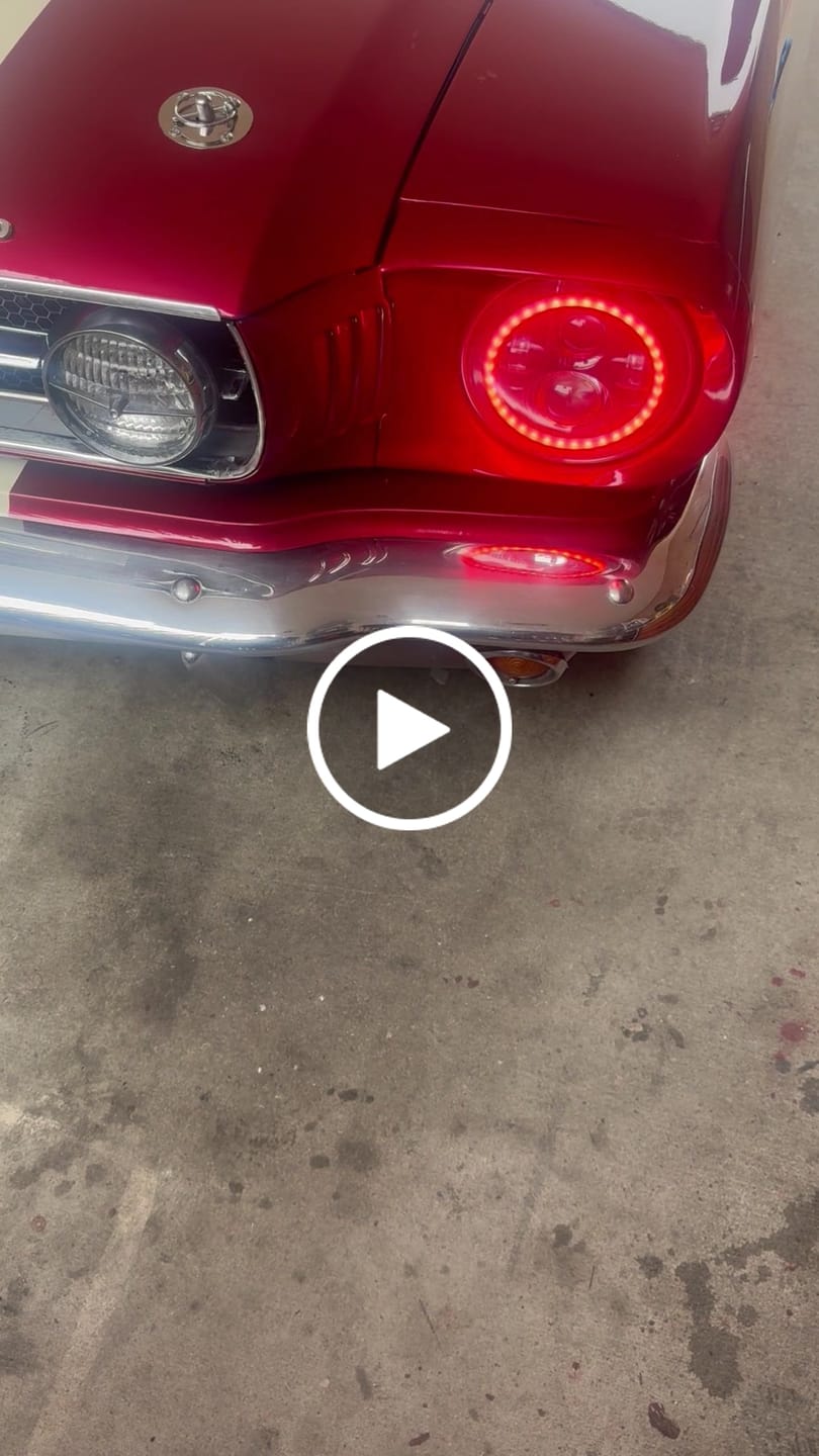 Customer video review of 7" 'Halo' LED Colour Chasing Headlights