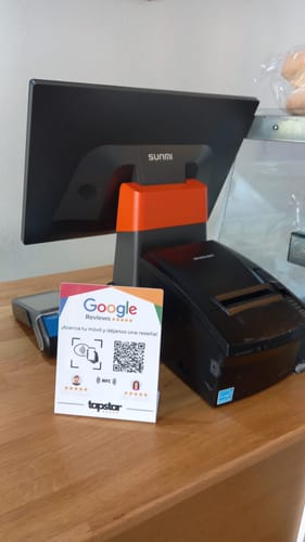 Customer photo review of Expositor Reseñas Google NFC y QR