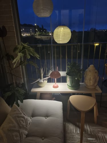 Customer photo review of Bordslampa - Svamplampa Flowerbud - Batteridriven 5000 mAH