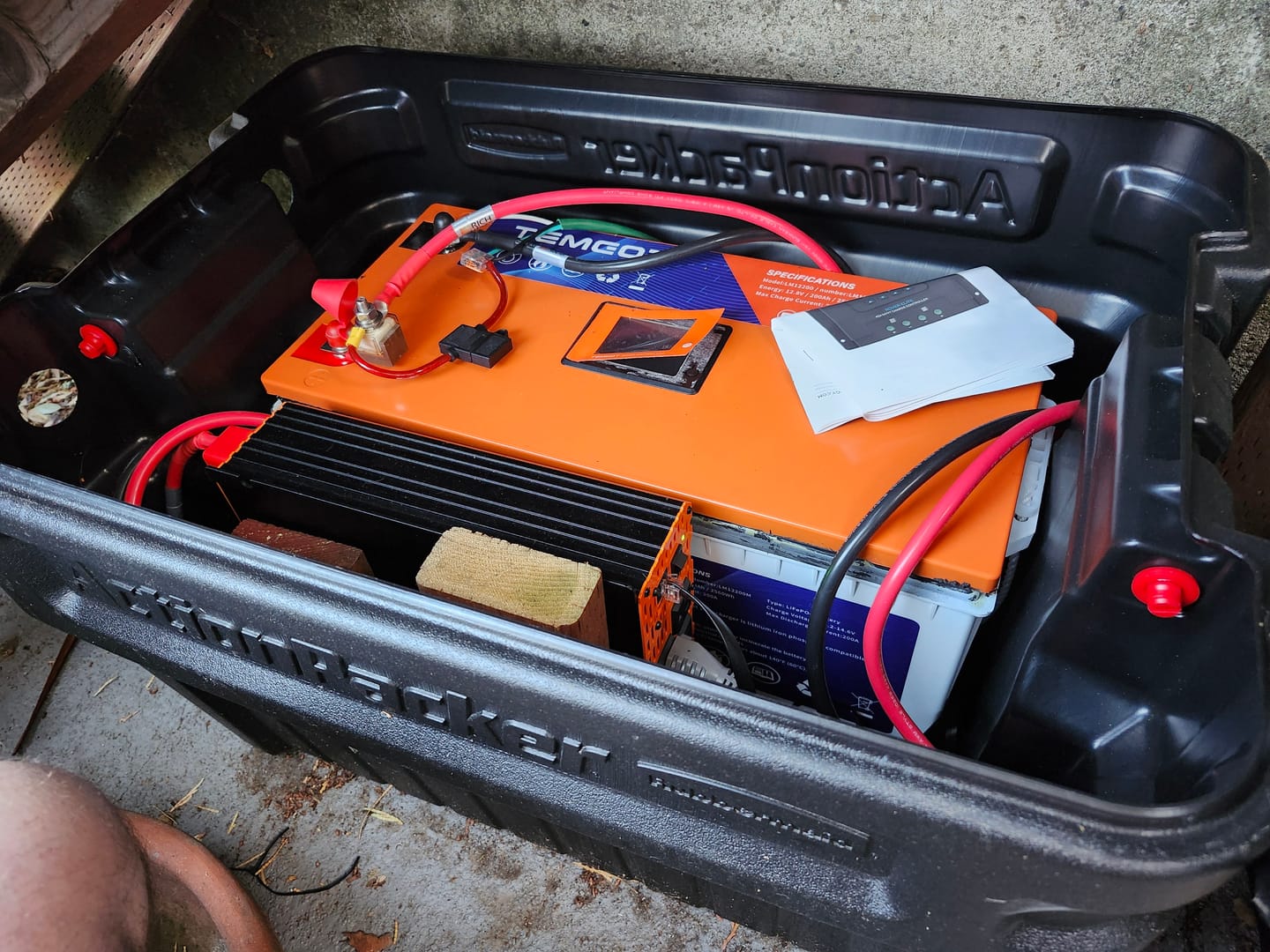 Customer photo review of NOVA PURE 1K | 1000 Watt (1kW) 12 Volt Industrial Pure Sine Wave Inverter | Powerful 1000W 12V Off-Grid Inverter for RVs, Trailers, Campers, Vans, Trucks, Overlanders, Boats | Top Rated
