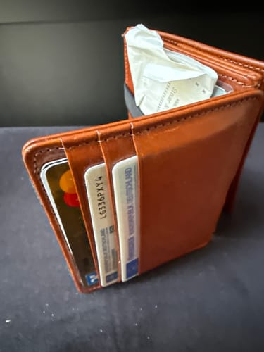 Customer photo review of Flap Boy - Magic Wallet with Coin Pocket