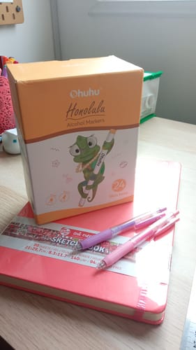 Customer photo review of Talens Art Creation Sketch Book - Libreta Coral Red 80 Hojas 140 g/m2