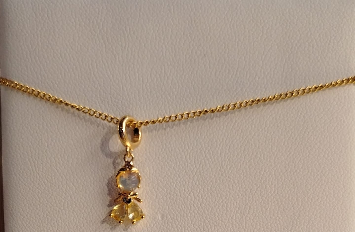 Customer photo review of Collar Princesas Disney