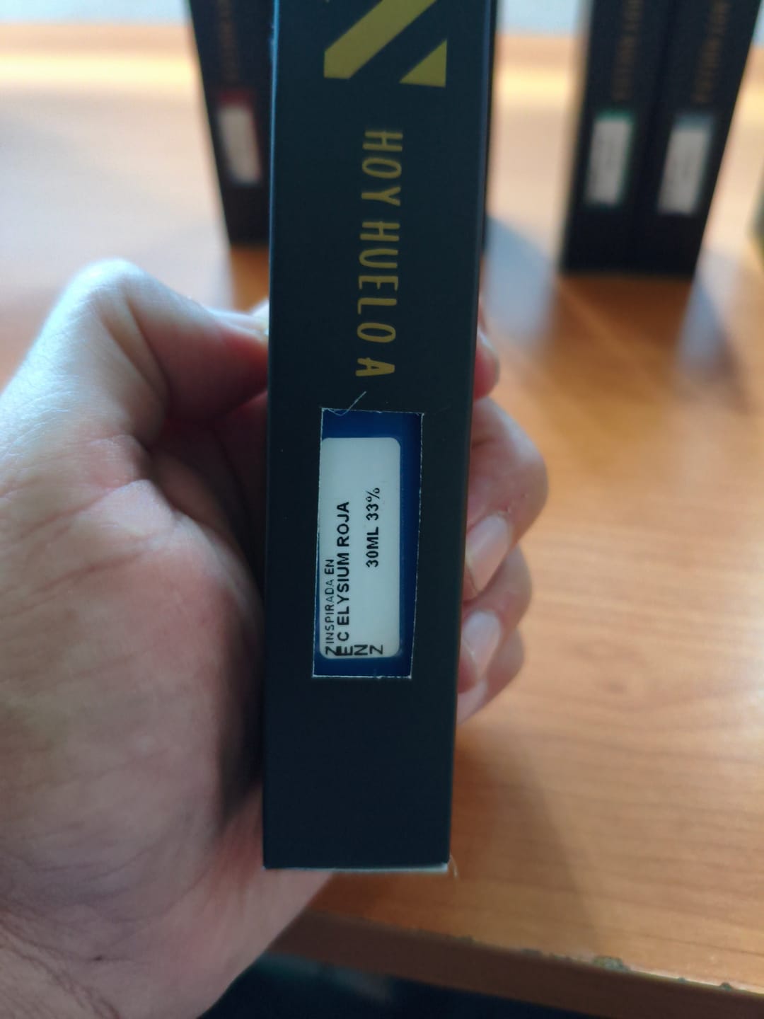 Customer photo review of Perfume Tendencia C ELYSIUM ROJA zenz