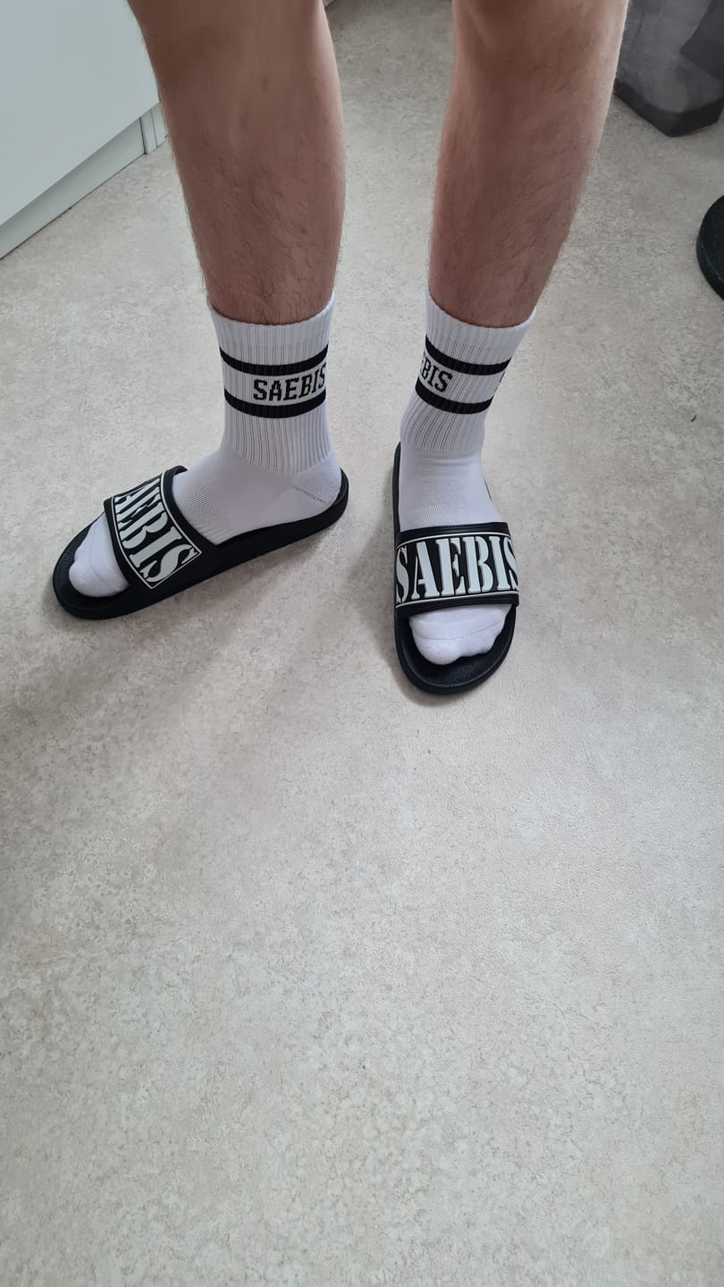 Customer photo review of SAEBIS® Tapotchki Urlaubs-SET inkl. 2x Paar Sportsocken in weiß und schwarz