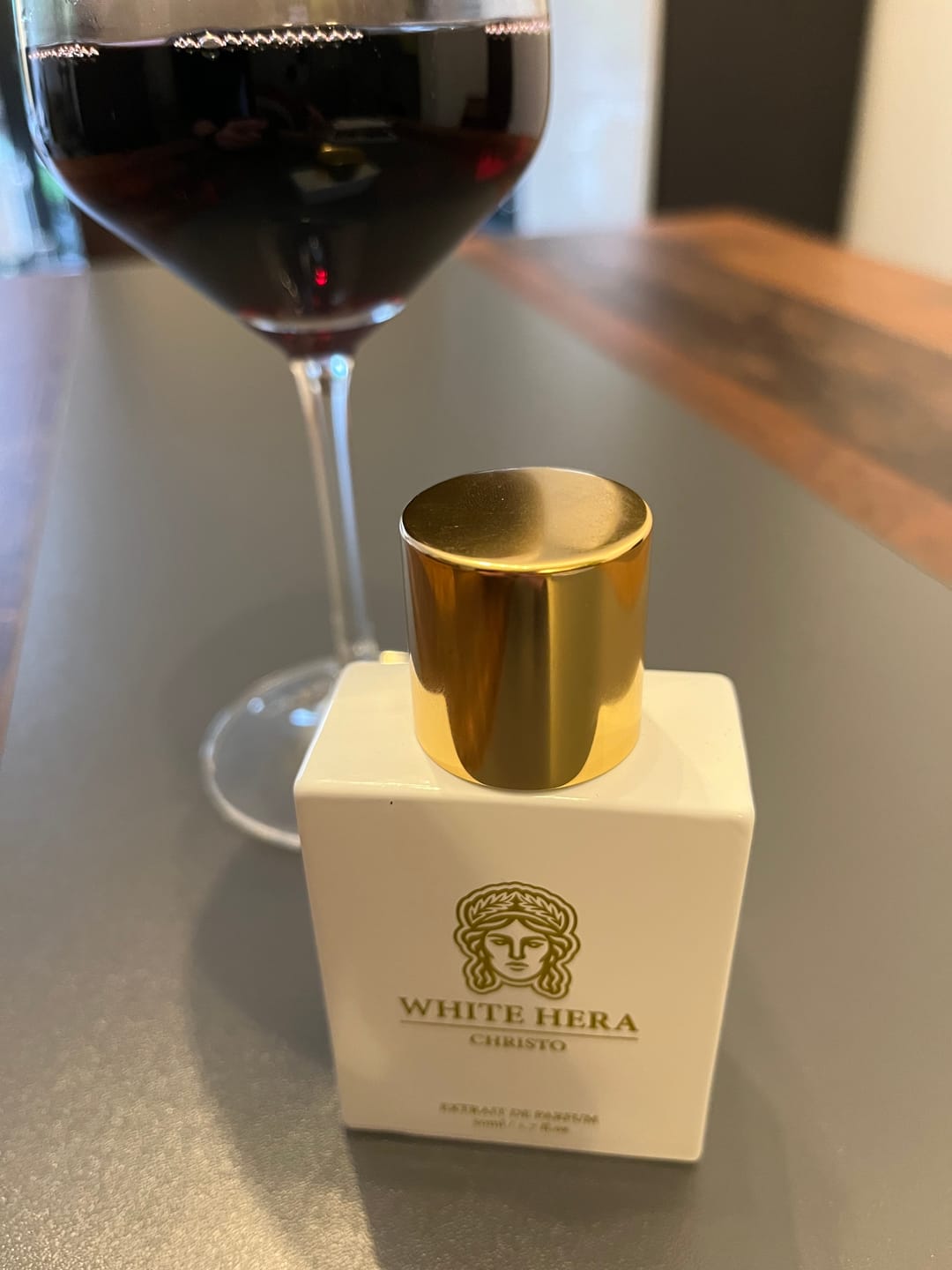 Customer photo review of WHITE HERA - Damen Parfum